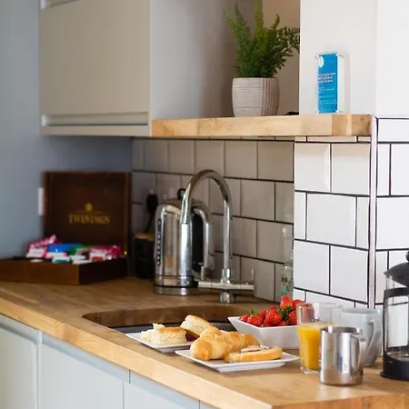Casa vacanze Sleeps 16 With Style And Space- And A Hot Tub!